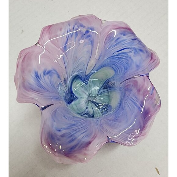 Handblown Glass Small Flower Vase With Multicolor Swirls & Petal-Shaped Rim - Picture 6 of 13